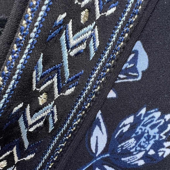 White House Black Market Floral Embroidered Dress size Small - Picture 11 of 15